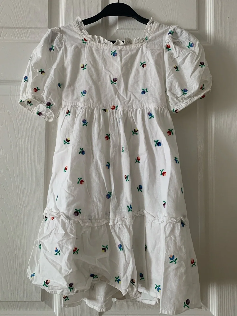 Zara Kids White floral embroidered dress size 09